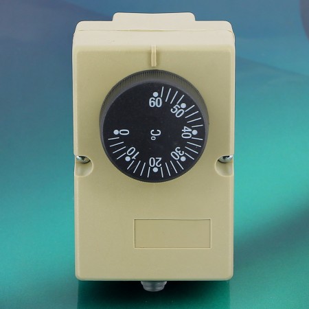 Термостат контактный с наружной шкалой и пружиной для монтажа на трубах EMMETI диапазон регулирования 0-60?C
